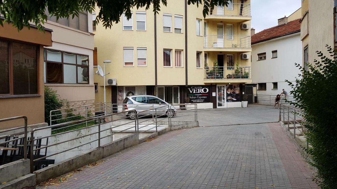 Apartman Veselinovic Free Parking Vranje Esterno foto